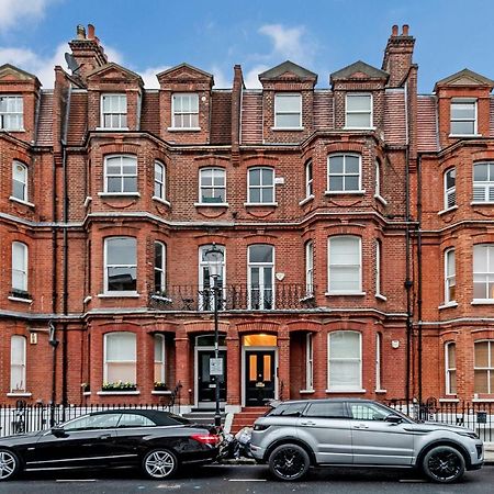 Lovely 2 Bedroom Flat In The Heart Of Chelsea Лондон Екстериор снимка